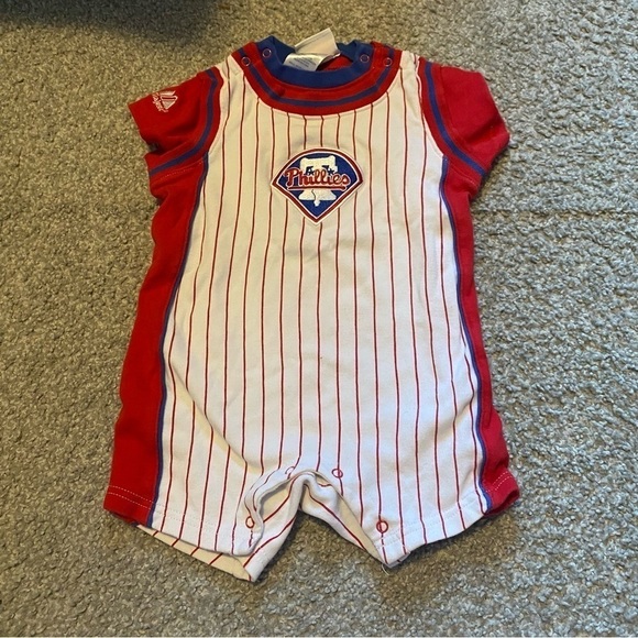 Philadelphia Phillies One Piece Bodysuit 18 mos Blue Red White MLB Majestic - Picture 2 of 4